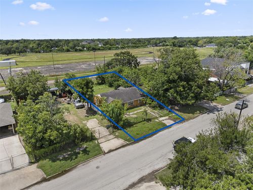 5238 Pershing St, Houston, TX, 77033-2722 | Card Image