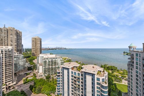 318 - 2095 Lake Shore Blvd W, Condo with 3 bedrooms, 2 bathrooms and null parking in Etobicoke ON | Card Image