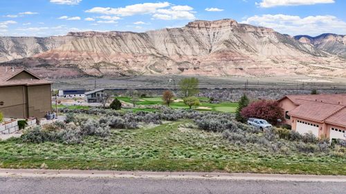 143 Boulder Ridge Dr, Parachute, CO, 81635-9219 | Card Image