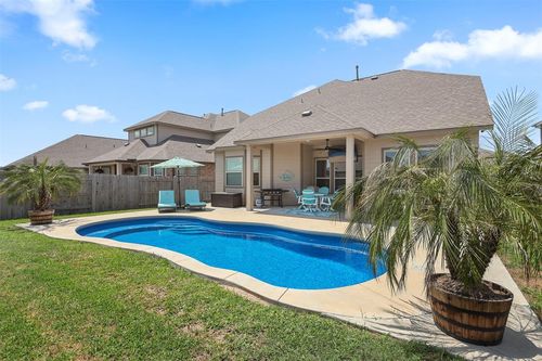 2510 Ocean Key Dr, La Marque, TX, 77568-1777 | Card Image
