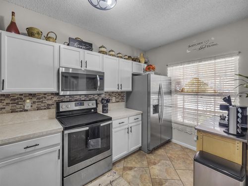6988 Stoney Creek Cir, Lake Worth, FL, 33467-7211 | Card Image