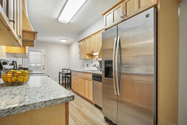 4977 Meadow Ln, Condo with 3 bedrooms, 3 bathrooms and 1 parking in Marietta GA | Image 8