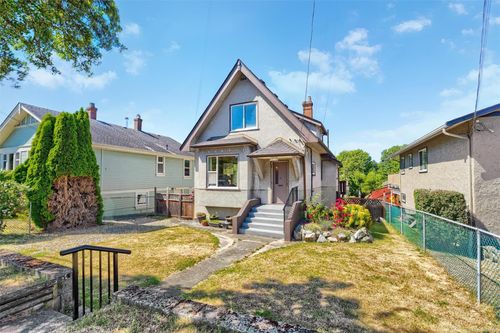 1456 Denman St, Victoria, BC, V8R1X6 | Card Image