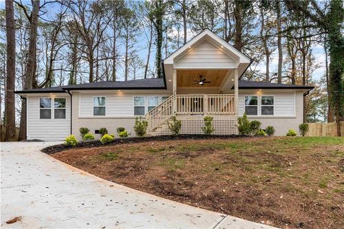 1380 Dogwood Cir Se, Smyrna, GA, 30080-5610 | Card Image