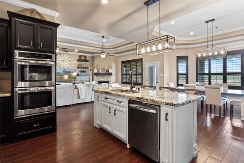 7842 Pebble Hill Ln, Rosharon, TX, 77583-7277 | Card Image