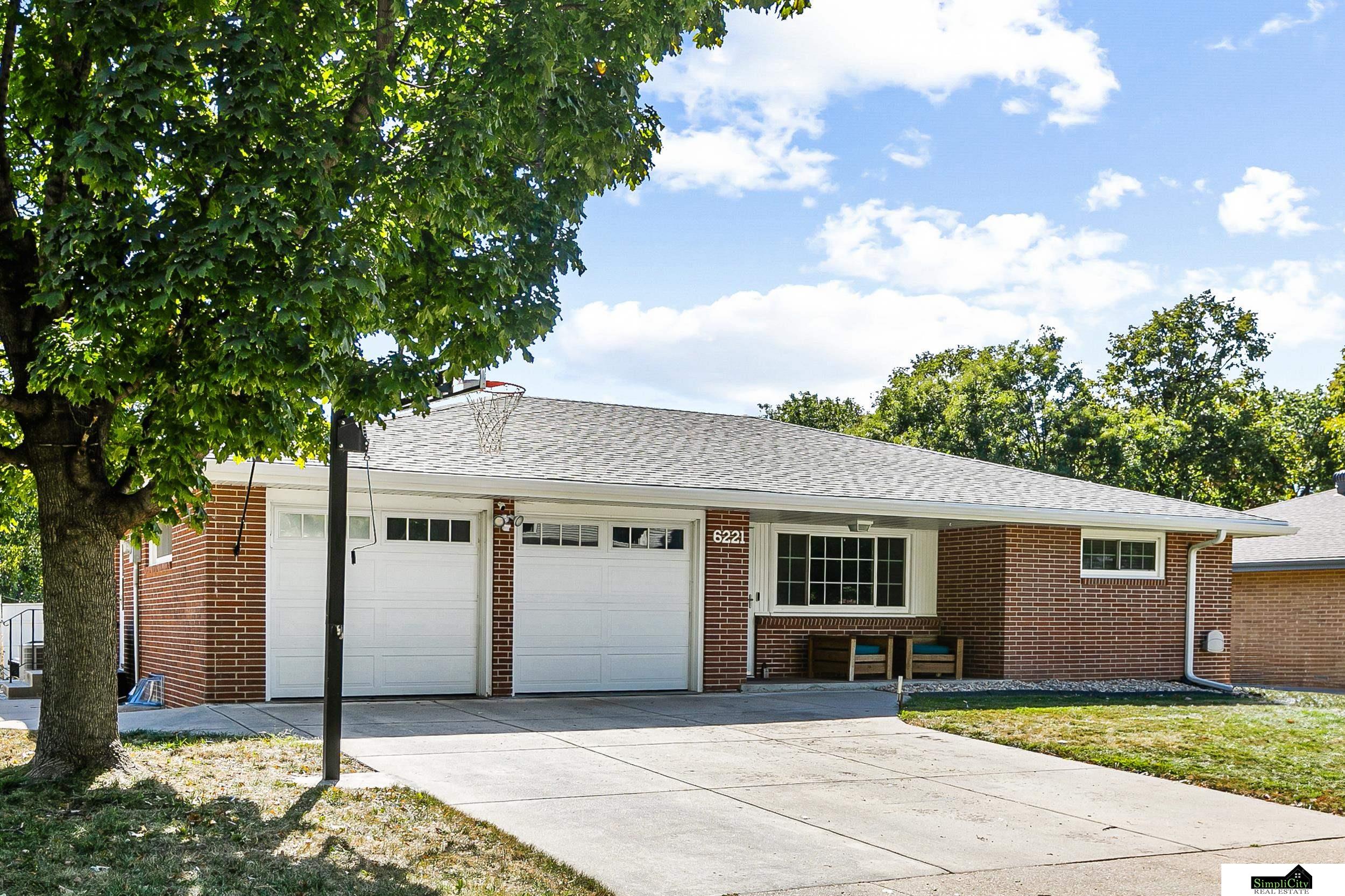 Francis St, Lincoln, NE 68505