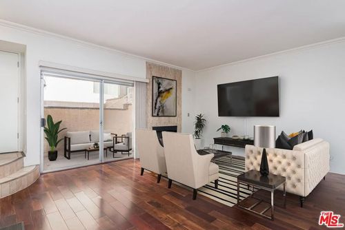 12-5139 Balboa Blvd, Encino, CA, 91316-3437 | Card Image