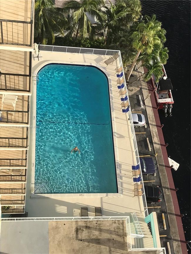 APT-16B - 427 Golden Isles Dr, Condo with 1 bedrooms, 2 bathrooms and null parking in Hallandale Beach FL | Image 6