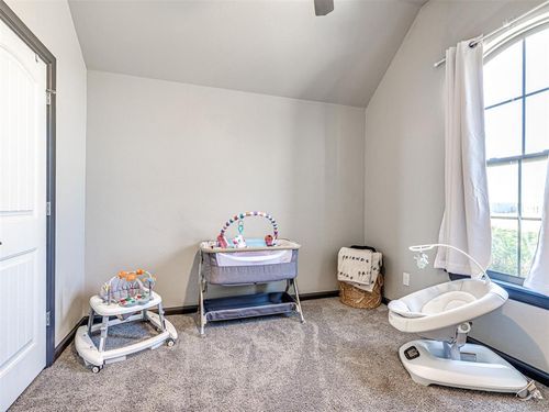 6928 S Evans Rd, El Reno, OK, 73036-9811 | Card Image