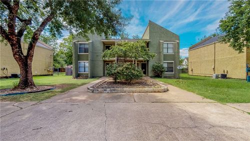b-303 Manuel Drive, College Station, TX, 77840 | Card Image