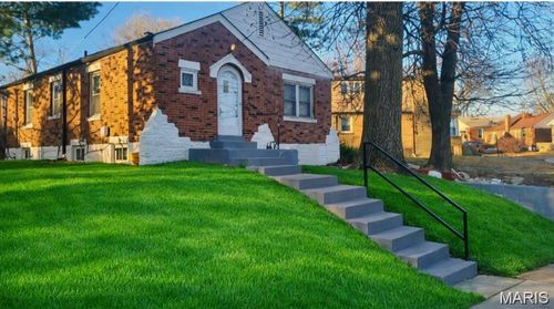 4209 Edgewood Blvd, Normandy, MO, 63121-3206 | Card Image