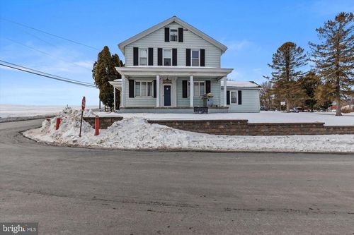 501 Valley Rd, Tamaqua, PA, 18252-5114 | Card Image