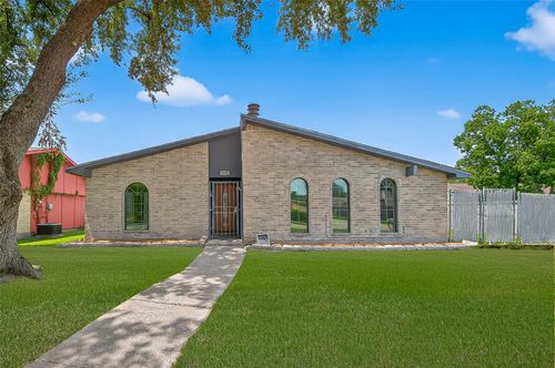 5923 Hopetown Dr, Houston, TX, 77049-4117 | Card Image
