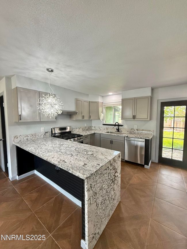 603 Camelot Way, House other with 3 bedrooms, 1 bathrooms and 4 parking in Winnemucca NV | Image 13