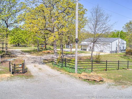 22301 W Cedar Ln, Sapulpa, OK, 74066-7635 | Card Image