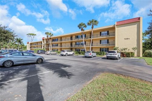 7304-1084 Forest Lakes Dr, NAPLES, FL, 34105-2294 | Card Image