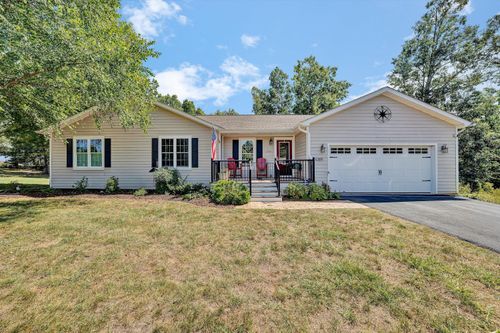1089 Marie Dr, Huddleston, VA, 24104-4216 | Card Image