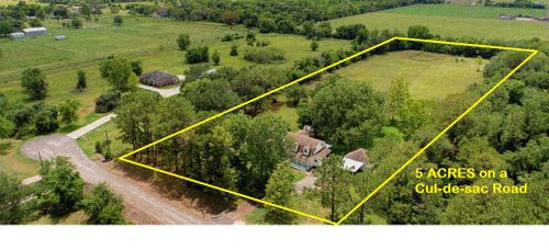 15586 County Road 436, Alvin, TX, 77511-0256 | Card Image