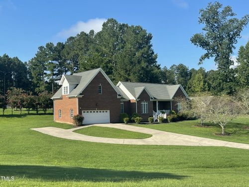 32 Valley Way, Henderson, NC, 27537-6850 | Card Image