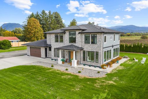 13540 Neaves Rd, Pitt Meadows, BC, V3Y0A8 | Card Image