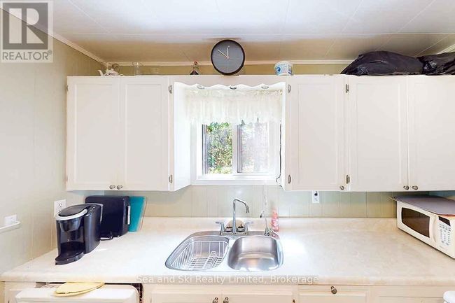 622469 Sideroad 7 Sideroad, House other with 2 bedrooms, 1 bathrooms and 6 parking in Chatsworth ON | Image 24