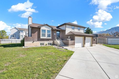1222 Massachusetts Cir, Harrisville, UT, 84404-2708 | Card Image