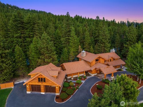 17913 River Rd, Leavenworth, WA, 98826-9279 | Card Image