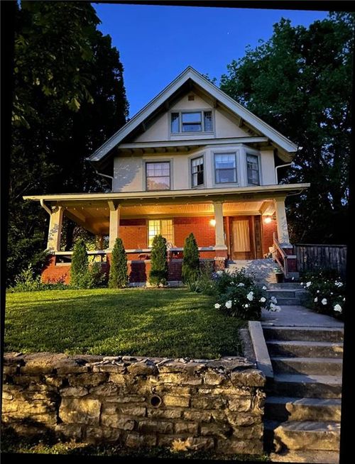 4301 Campbell St, Kansas City, MO, 64110-1621 | Card Image