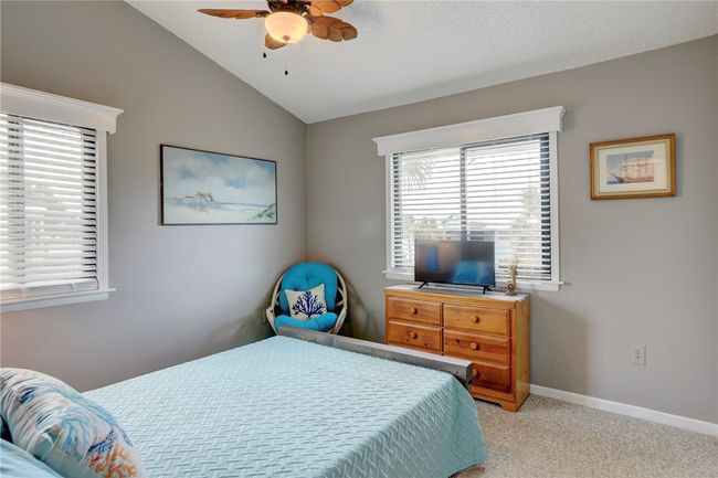 APT-4 - 5725 Pelican Pointe Dr, House attached with 2 bedrooms, 2 bathrooms and null parking in Sebastian FL | Image 23