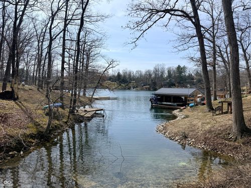 7521 Honey Locust Dr, Nineveh, IN, 46164-9586 | Card Image