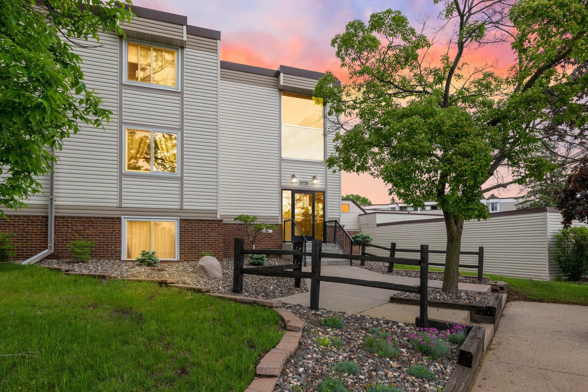 Rockford Rd, Minneapolis, MN 55442