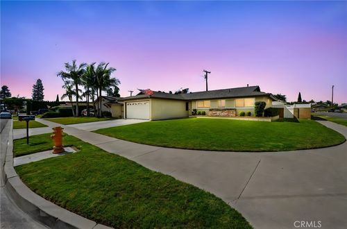 6051 Santa Barbara Ave, Garden Grove, CA, 92845-1242 | Card Image
