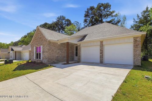 408 Hyde Park Cove, Brandon, MS, 39042 | Card Image