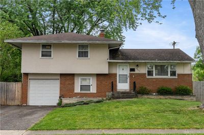 3927 Tamara Drive, House other with 3 bedrooms, 1 bathrooms and null parking in Grove City OH | Image 2