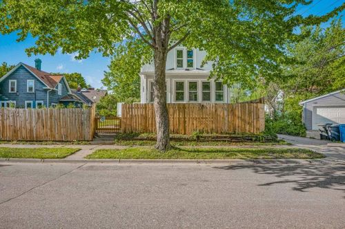 1912 15th Ave N, Minneapolis, MN, 55411-3060 | Card Image