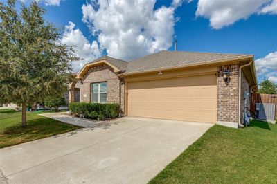 1108 Fulbourne Drive, House other with 3 bedrooms, 2 bathrooms and null parking in Anna TX | Image 2