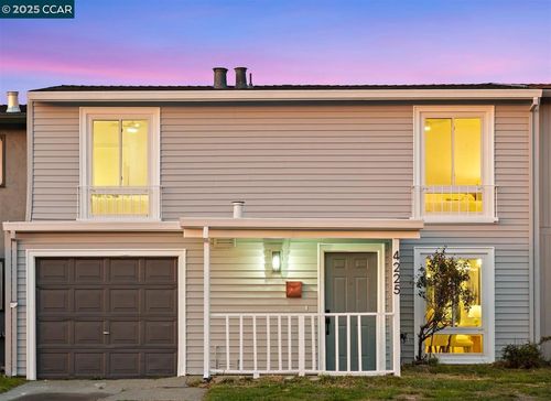 4225 Taft Ave, Richmond, CA, 94804-3445 | Card Image