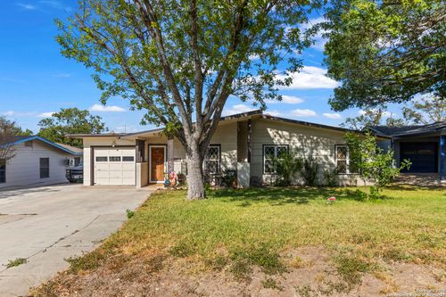 131 Postwood Dr, San Antonio, TX, 78228-1719 | Card Image