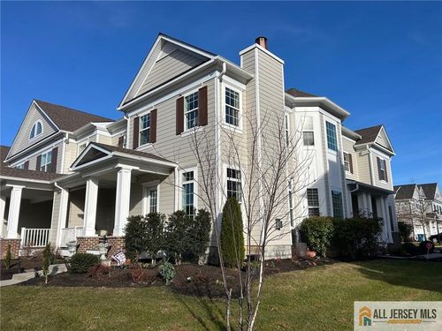 30 Hamilton Dr, Cranbury, NJ, 08512-1902 | Card Image