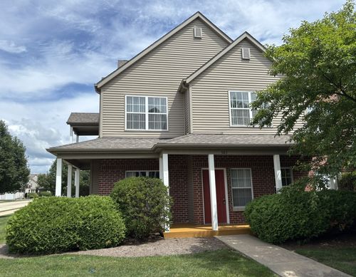 ma-583 Clayton Cir, Sycamore, IL, 60178-8908 | Card Image