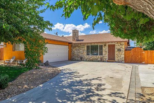 44551 Stanridge Ave, Lancaster, CA, 93535-2526 | Card Image