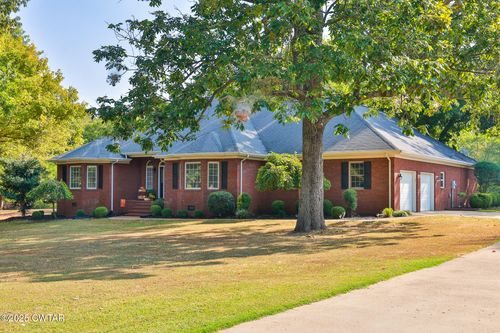 662 N Durham Ave, Sharon, TN, 38255-4258 | Card Image