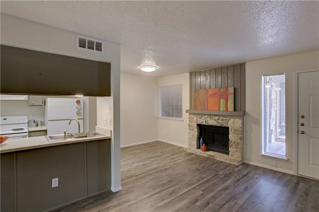 APT-201 - 9079 Jollyville Rd, Condo with 1 bedrooms, 1 bathrooms and 1 parking in Austin TX | Image 11