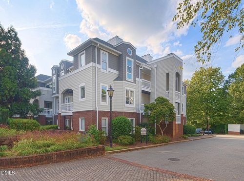 unit-307-1021 Brighthurst Dr, Raleigh, NC, 27605-1271 | Card Image