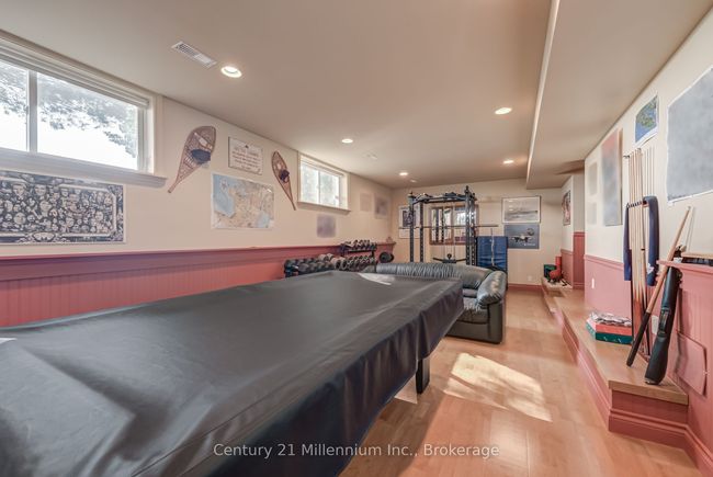 8 Willow Dr, House other with 5 bedrooms, 4 bathrooms and 3 parking in Tiny ON | Image 35