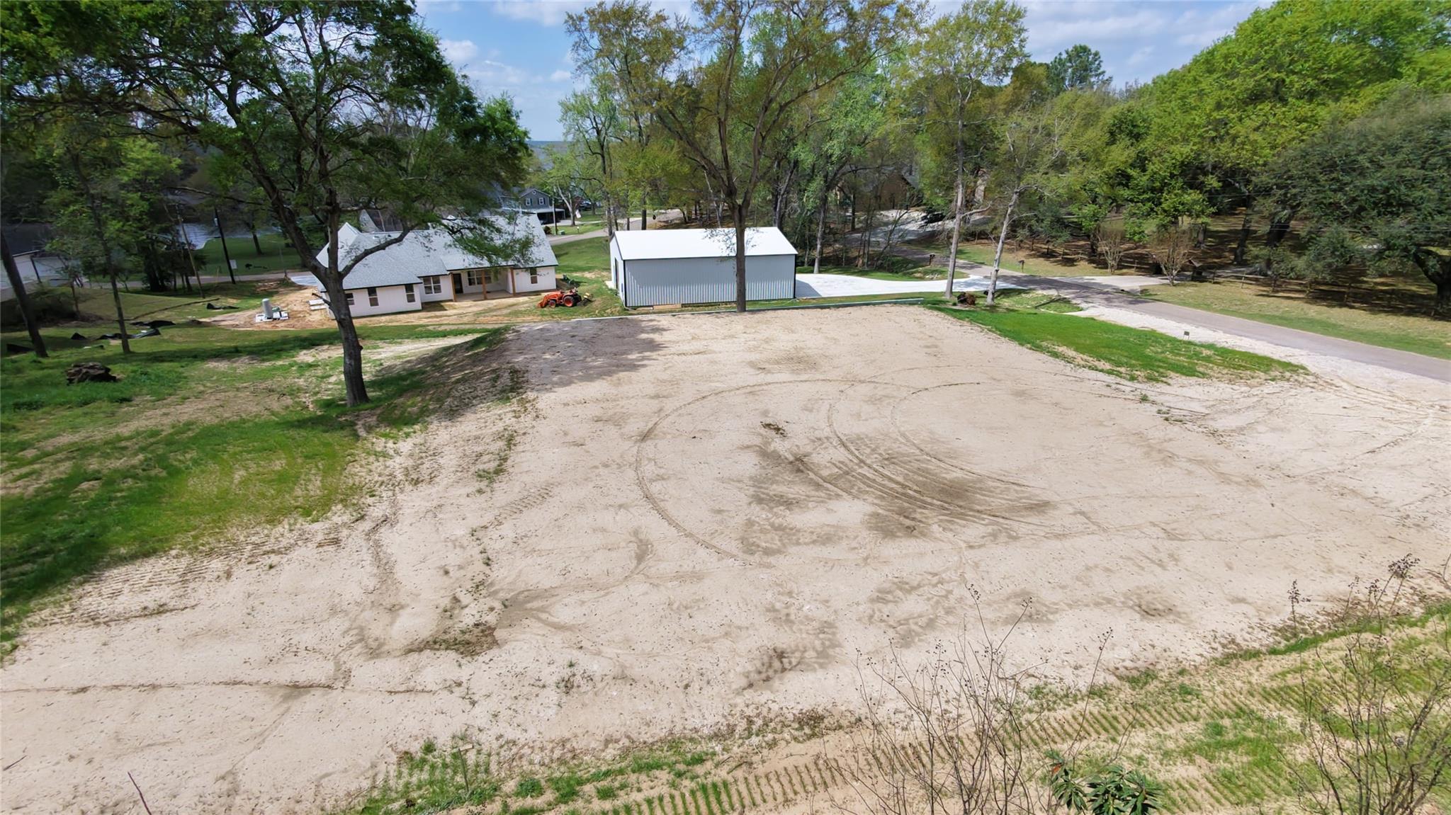 Land in Willis 4