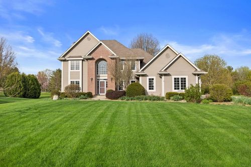 N64W27266 Maple Street, Merton, WI, 53089 | Card Image