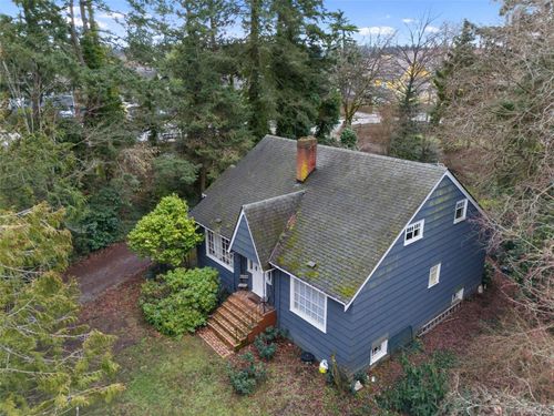 2895 Murray Dr, Saanich, BC, V9A2S6 | Card Image