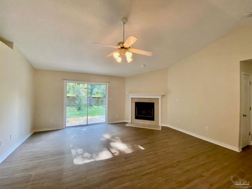 1550 Oakhill Rd, GULF BREEZE, FL, 32563-2816 | Card Image