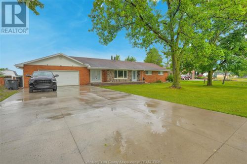 9630 Walker Rd, Mcgregor, ON, N0R1J0 | Card Image